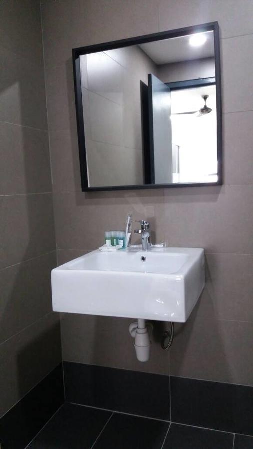 A Suites - Atria Sofo Suites Petaling Jaya Ngoại thất bức ảnh