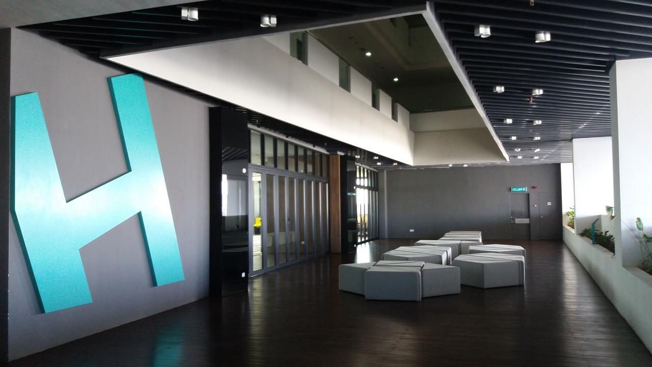 A Suites - Atria Sofo Suites Petaling Jaya Ngoại thất bức ảnh