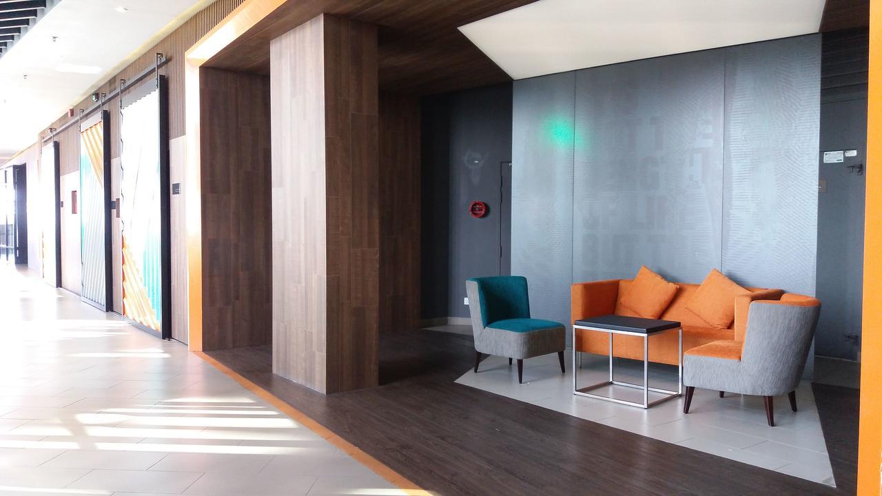 A Suites - Atria Sofo Suites Petaling Jaya Ngoại thất bức ảnh